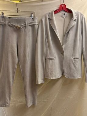 Betabrand Ponte Knit Blazer & Pants Set – Gray Stretch Workwear (Medium)
